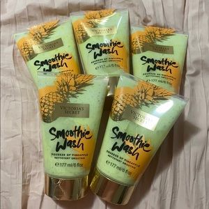 Victoria Secret Smoothie Wash Squeeze of Pineapple